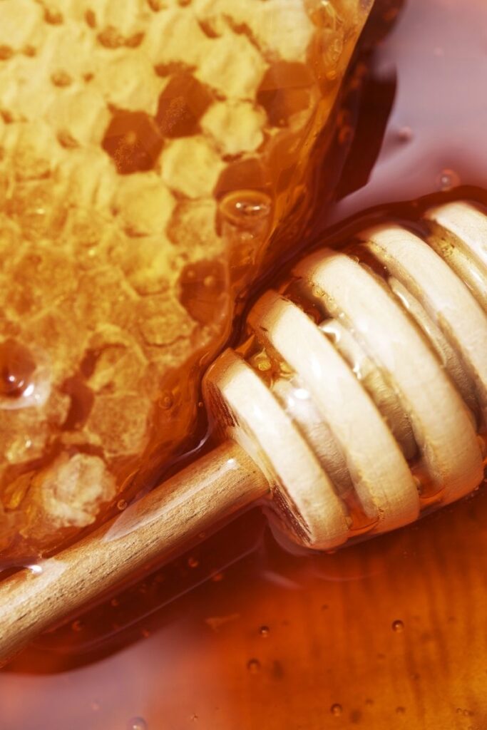 raw honey as a Natural Acne Scar Home Treatment